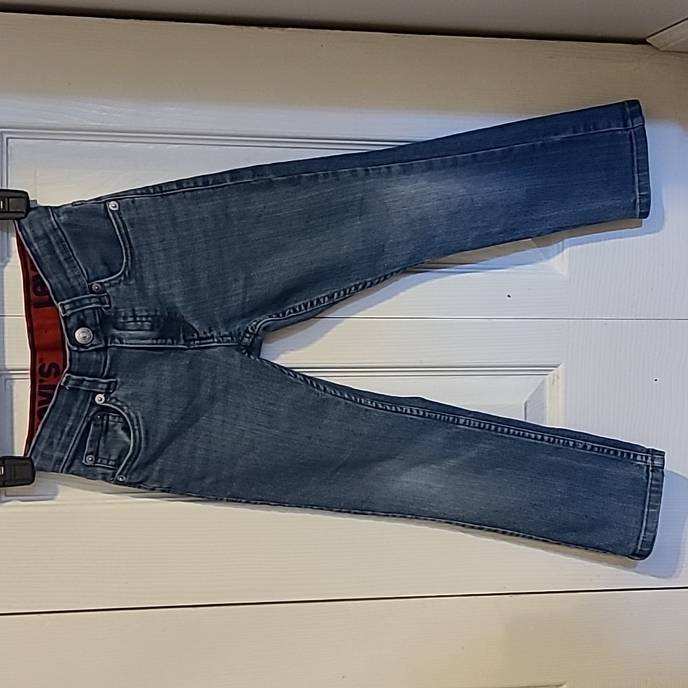 Boys Levi's size 6